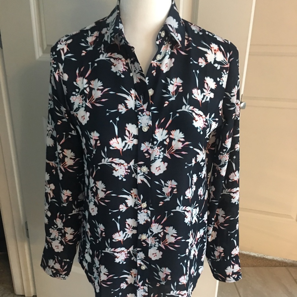 Banana Republic XS Dillon Classic Fit Blouse